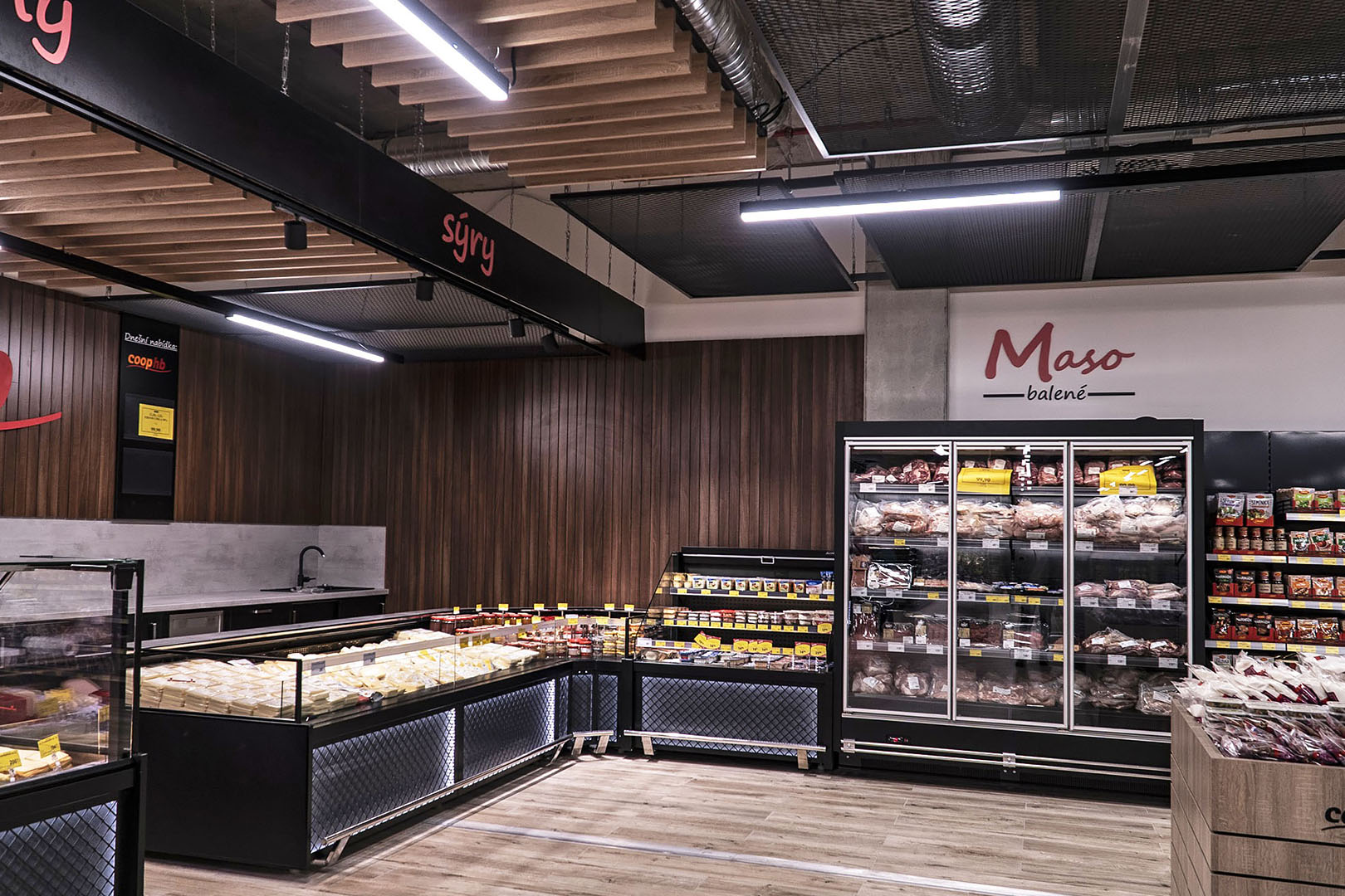 Louisiana MV 095 MT D 210-DLM, Missouri MC 120 cascade self 130-DLM, Missouri MC 120 deli self 2 086-DBM