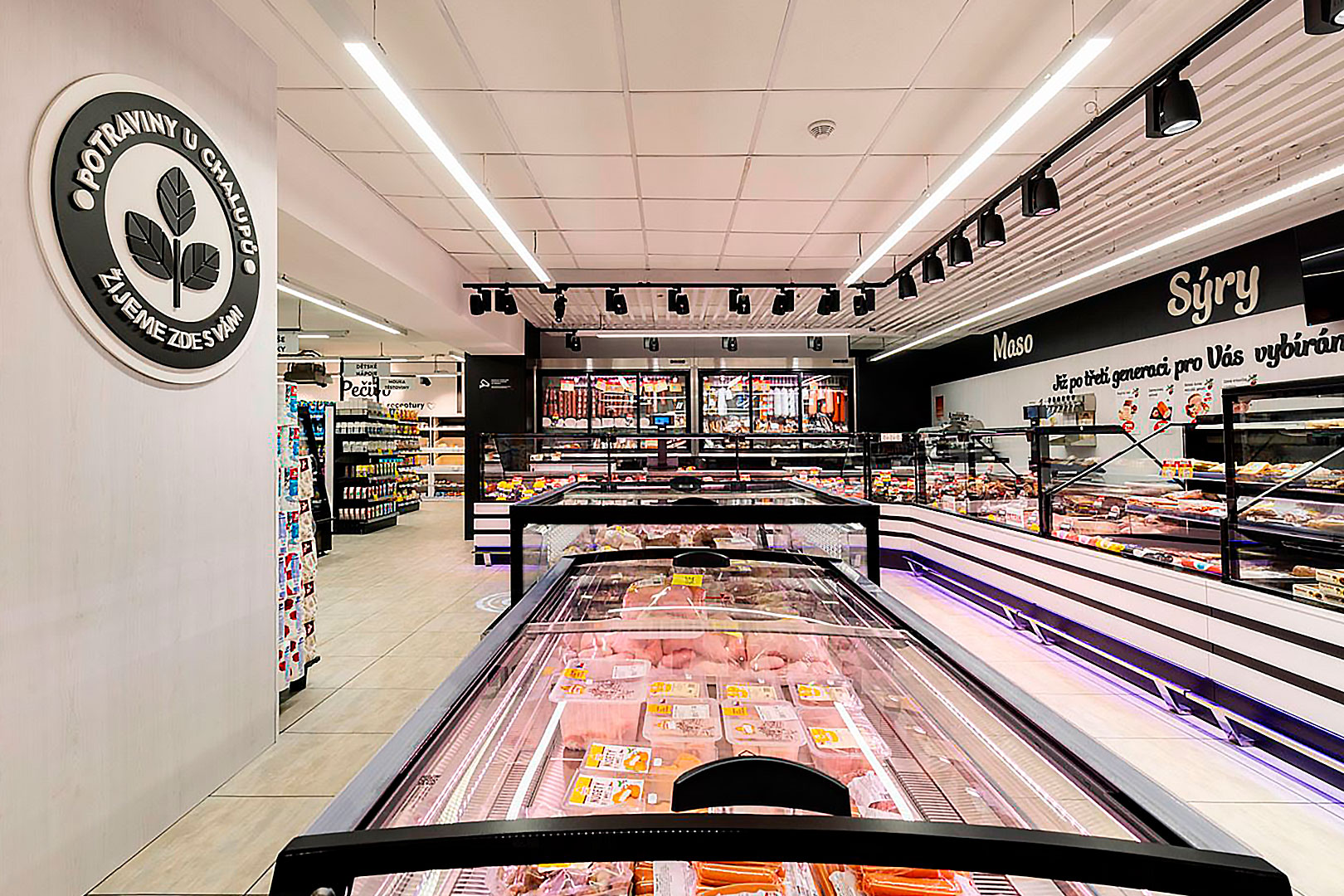 Refrigerated counters Missouri MС 120 deli PS 130-DBM, convenience store Flop, Czech Republic Refrigerated counters Missouri MС 120 deli PS 130-DBM, convenience store Flop, Czech Republic