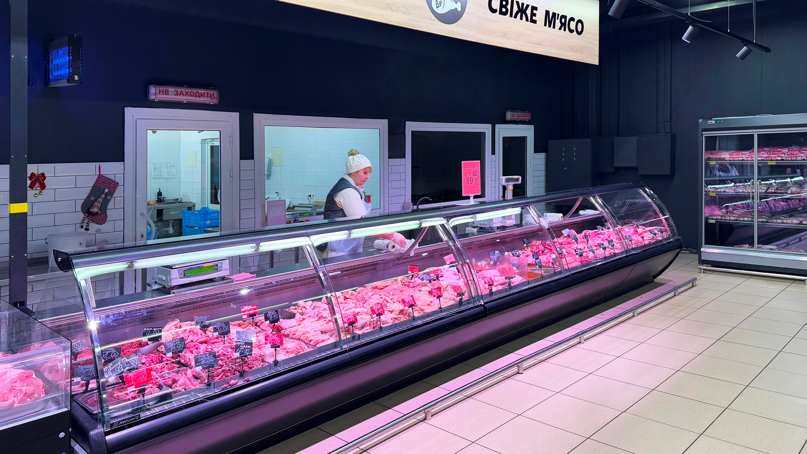 Refrigerated counters Symphony MG 120 deli PS 125-DBM, convenience store ECO market, Kyiv, Ukraine Refrigerated counters Symphony MG 120 deli PS 125-DBM, convenience store ECO market, Kyiv, Ukraine