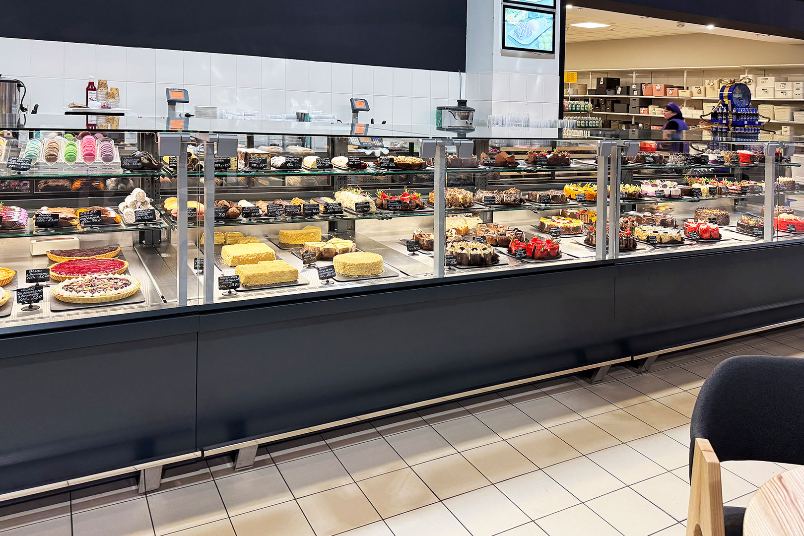 Confectionery counters Missouri AC 120 patisserie PS 140-DLA, Ultramarket supermarket, Ukraine Confectionery counters Missouri AC 120 patisserie PS 140-DLA, Ultramarket supermarket, Ukraine