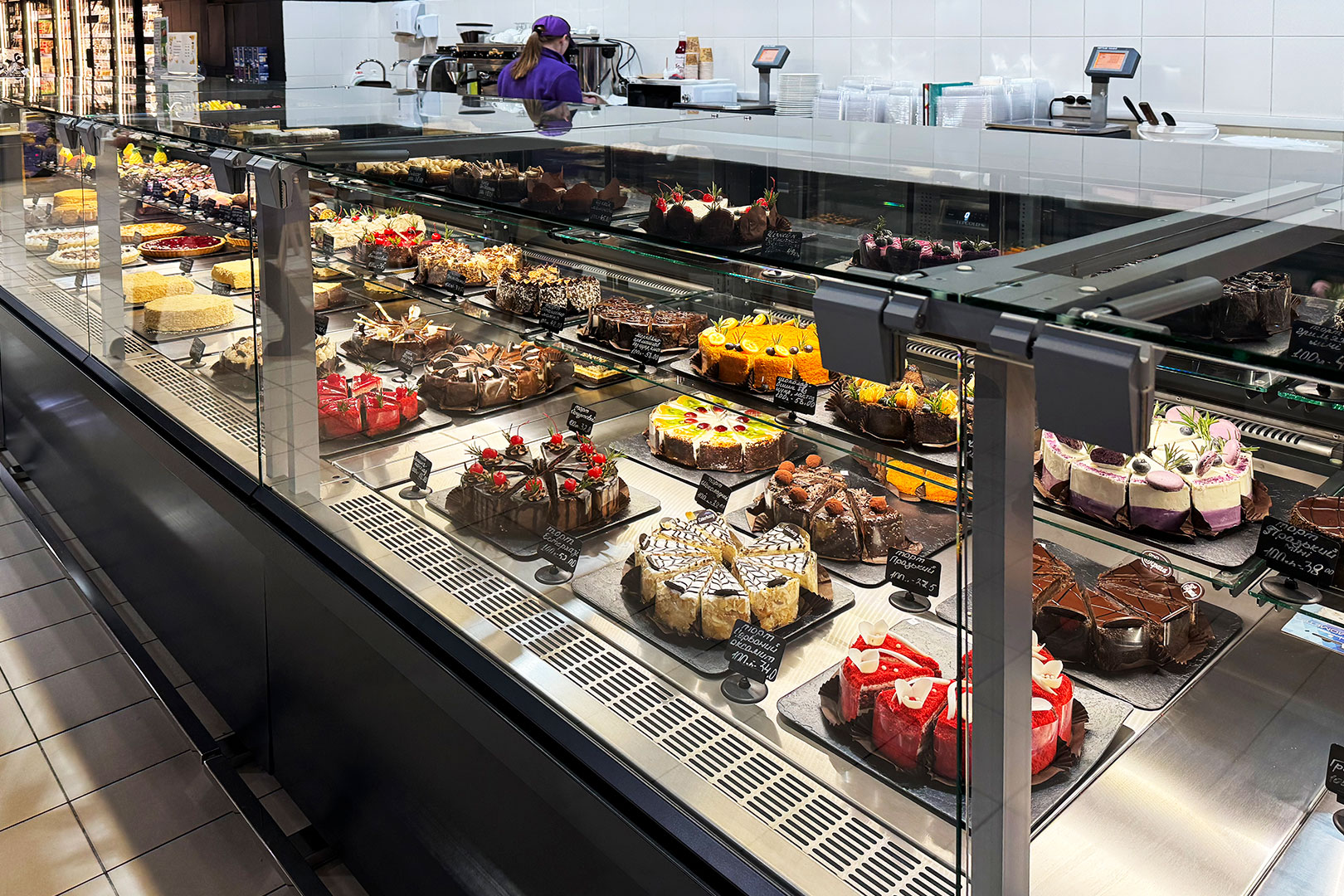 Confectionery counters Missouri AC 120 patisserie PS 140-DLA, Ultramarket supermarket, Ukraine Confectionery counters Missouri AC 120 patisserie PS 140-DLA, Ultramarket supermarket, Ukraine