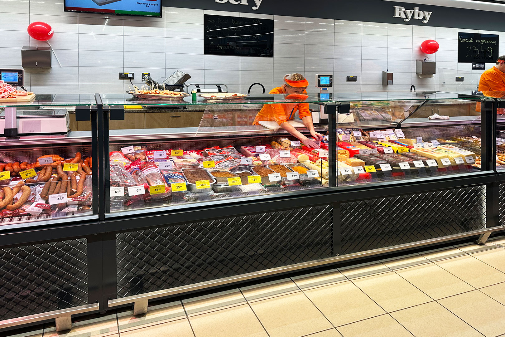Refrigerated counters Мissouri MС 120 deli PS 130-DBM, convenience store Społem, Poland Refrigerated counters Мissouri MС 120 deli PS 130-DBM, convenience store Społem, Poland