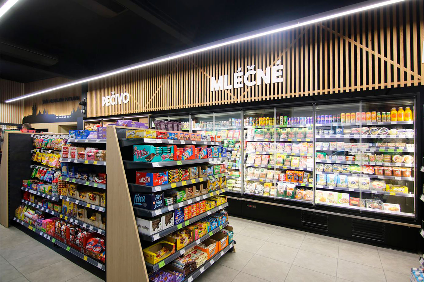 Multideck cabinets Indiana medium AV 085 MT D 210-DLM, convenience store Žabka, Czech Republic Multideck cabinets Indiana medium AV 085 MT D 210-DLM, convenience store Žabka, Czech Republic