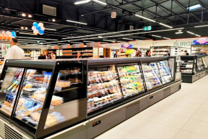 Semi-vertical cabinets Indiana eco ASV 070 MT D 130-DLA, supermarket E.Leclerc, France Multideck cabinets Indiana medium AV 070 MT D 210-DLA, semi-vertical cabinets Indiana eco ASV 070 MT D 130-DLA, supermarket E.Leclerc, France