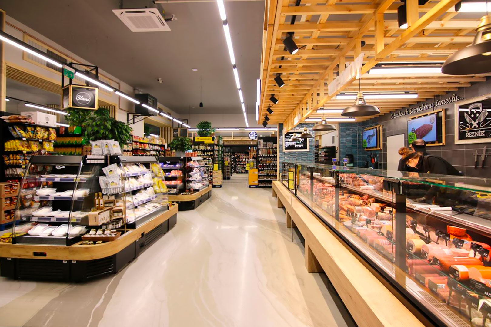 Refrigerated counters Missouri MC 120 deli PS 130-DBM, semi-vertical cabinets Indiana eco MSV 070 MT O 130-DLA, convenience store JIP, Czech Republic Refrigerated counters Missouri MC 120 deli PS 130-DBM, semi-vertical cabinets Indiana eco MSV 070 MT O 130-DLA, convenience store JIP, Czech Republic