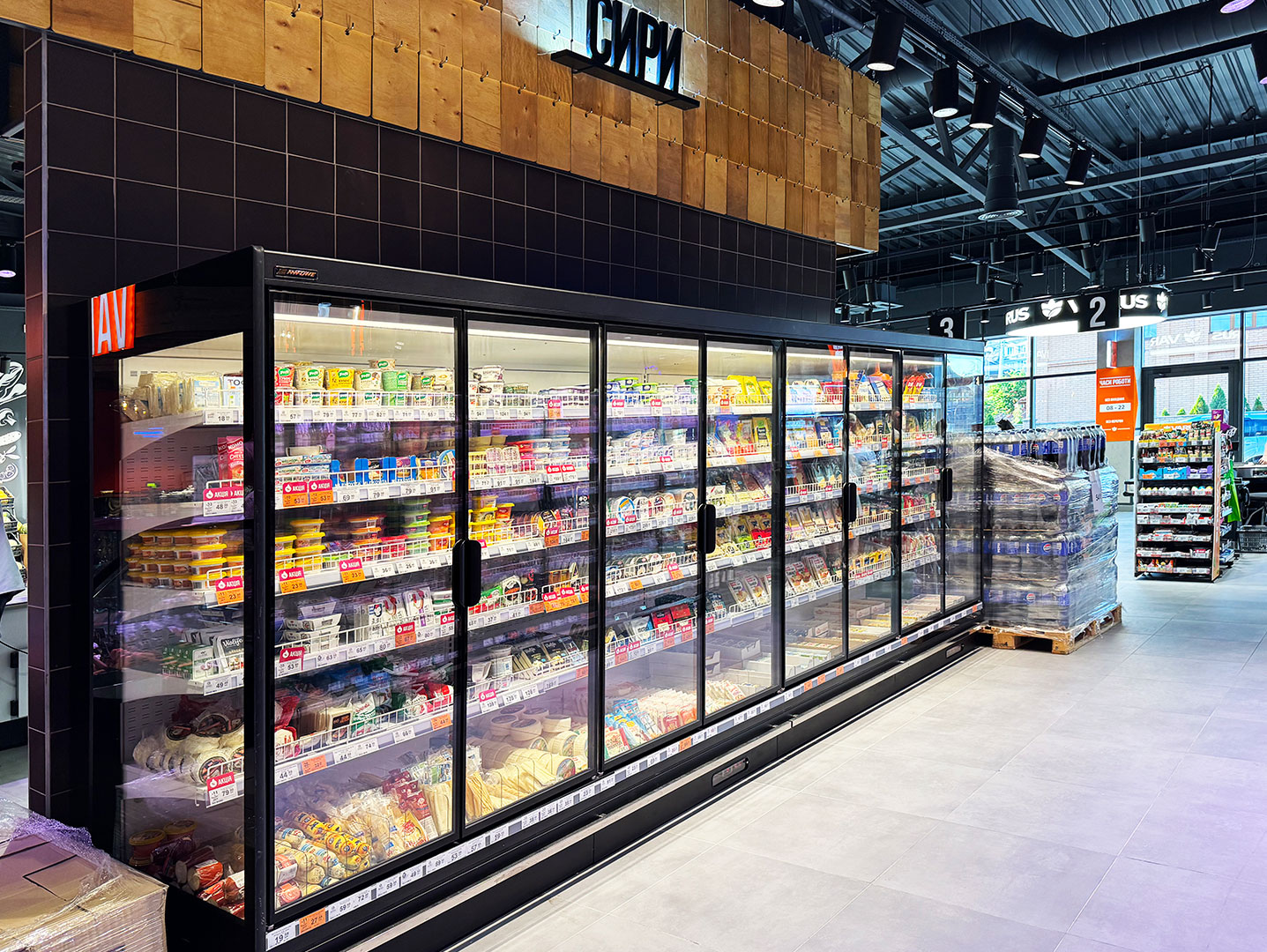 Multideck cabinets Louisiana MV 105 MT D 210-DLM, Varus supermarket, Ukraine Multideck cabinets Louisiana MV 105 MT D 210-DLM, Varus supermarket, Ukraine