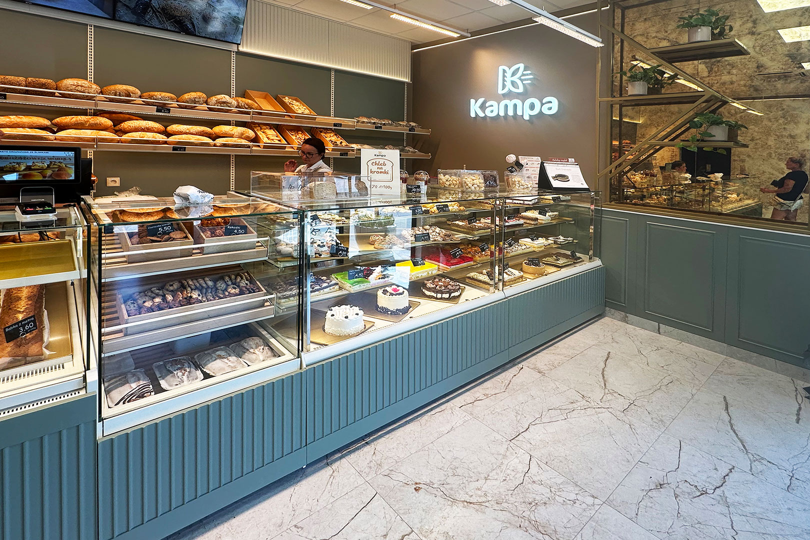 Line of counters for bakery and confectionery products Missouri 084 bakery, bakery Piekarnia Kampa, Poland Line of counters for bakery and confectionery products Missouri 084 bakery, bakery Piekarnia Kampa, Poland