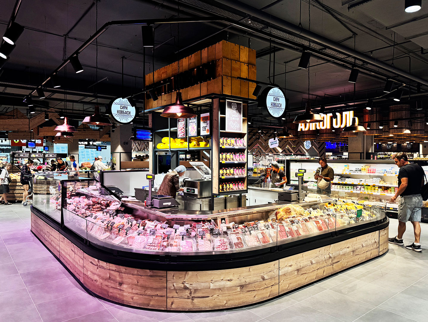 Refrigerated counters Missouri cold diamond MC 126 deli self 084-DBM, supermarket Varus, Ukraine Refrigerated counters Missouri cold diamond MC 126 deli self 084-DBM, supermarket Varus, Ukraine