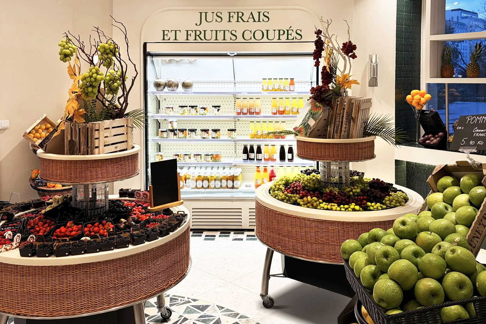 Specialized counters for fruit and vegetable sales Virginia AI 122 VF self 130-DLA, refrigerated multideck cabinets Indiana medium AV 085 MT O 200-DLM, Maison LFL store, France Specialized counters for fruit and vegetable sales Virginia AI 122 VF self 130-DLA, refrigerated multideck cabinets Indiana medium AV 085 MT O 200-DLM, Maison LFL store, France