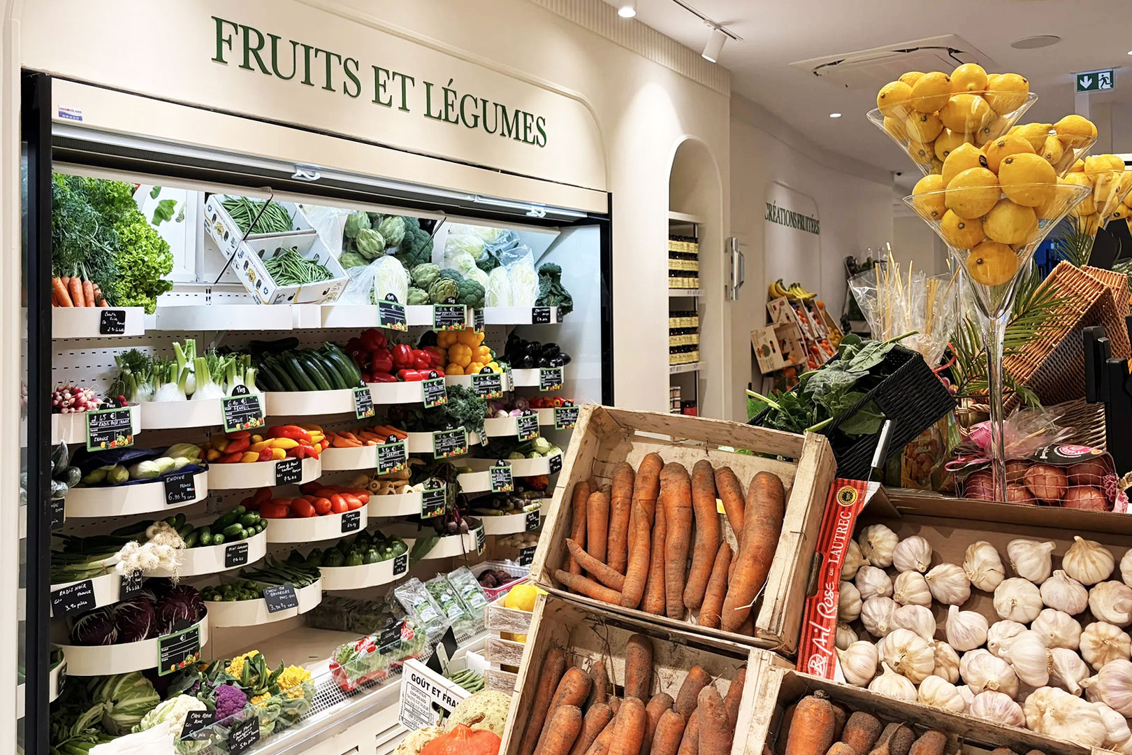 Refrigerated multideck cabinet Indiana medium AV 085 FV O 210 DLM, Maison LFL store, France Refrigerated multideck cabinet Indiana medium AV 085 FV O 210 DLM, Maison LFL store, France